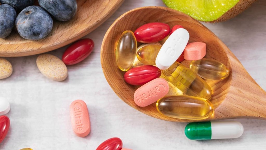 Nhập khẩu thực phẩm chức năng