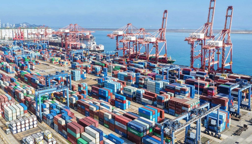 Nhập khẩu nguyên liệu gia công